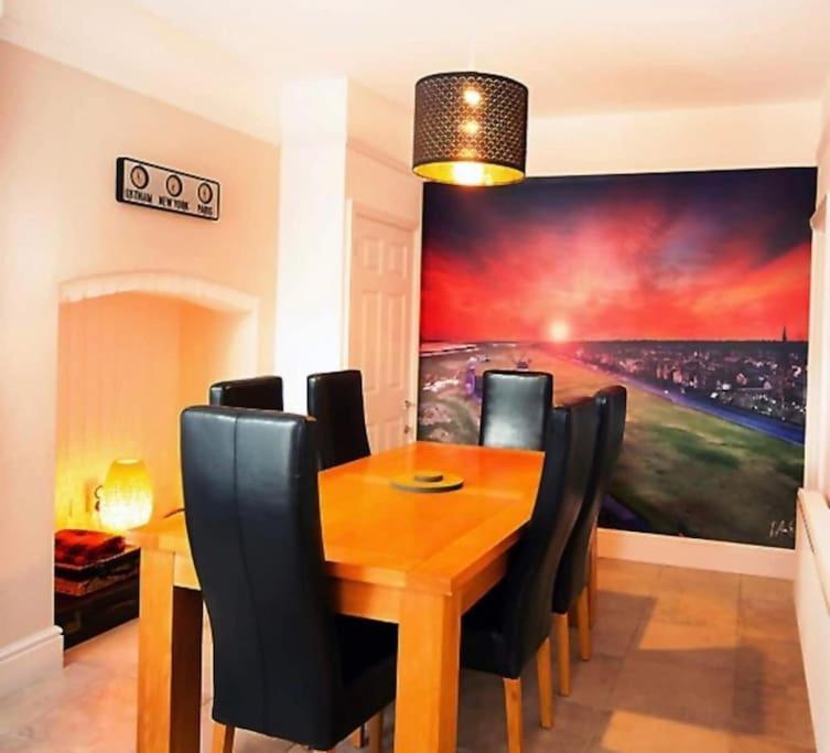 Sunny Seaside Beach House Lytham Centre Sleeps 8 Lytham St Annes Luaran gambar