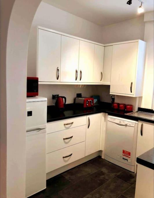 Sunny Seaside Beach House Lytham Centre Sleeps 8 Lytham St Annes Luaran gambar